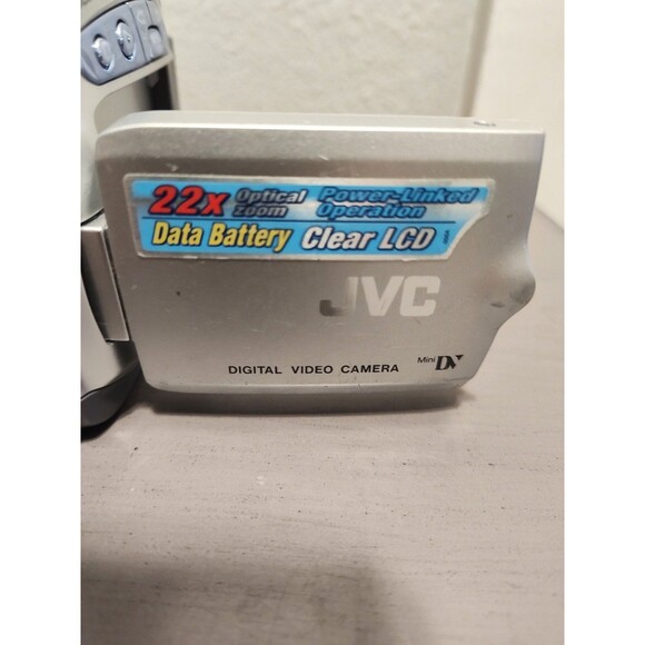 JVC GR-D244U Mini-DV Camcorder Video Camera - For Parts or Repair - Picture 3 of 9